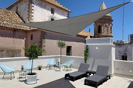 San Lorenzo Apartamentos y Suites