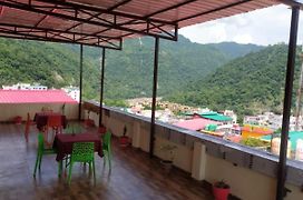 Hotel The Shivaay - Delight Inn Rishikesh