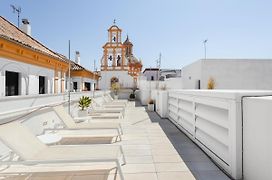 Sevilla Luxury Rentals - Horno Santa Cruz
