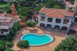 Il Giardino Degli Oleandri