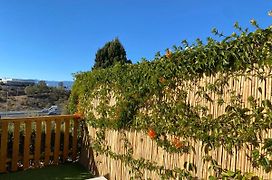 Suite Apto de invitados Montes de Málaga- Climatized Pool&Garden