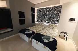 Baretti House- Parcheggio Riservato per un soggiorno Perfetto