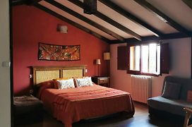 La Cerca de Torrecaballeros, a 10 min de Segovia