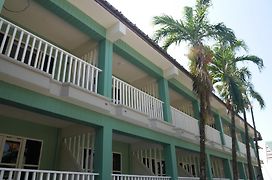 Banpu Koh Chang Resort (Adults Only)