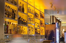 La Flora House Hotel