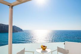 Thalasidi Luxury Suites