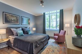 Paul Robeson Str. II