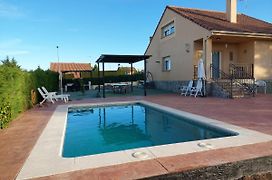 Disfrutar y relajarse en el Robledal