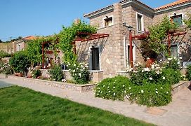 Molivos Castle Apartments