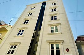 Olive Serviced Apartments Btm Layout