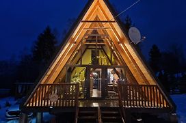 Harmony Villa Lupeni Straja