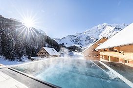 Berghaus Schroecken - Hotel Apartments Spa