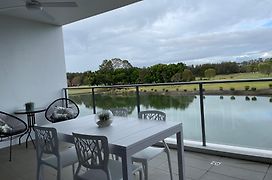 Signature Waterfront Apartments