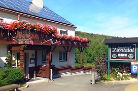 Ferienhotel Zwotatal