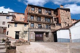 Apartamentos La Iguana