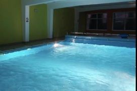 Pokoje Gościnne u MARCINA- sala zabaw, basen, melex, rowery, grill, mini dmuchaniec