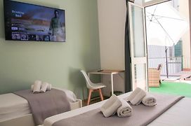 Vpm Rooms Central Train Station