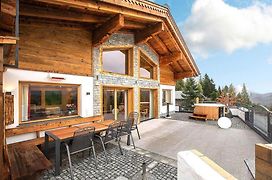 Chalet In Koenigsleiten With Mountain Views & Spa