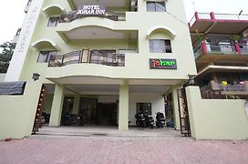 Hotel Johar Inn