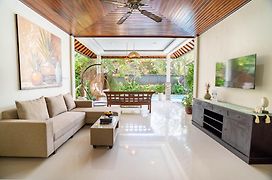 Gracia Bali Villas & Apartment Managed By Manara