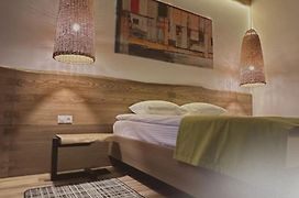 Фільварок Кмитів