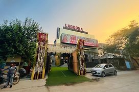 Hotel Lagoona And Banquet Hall