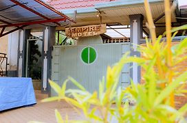 Empire Motel