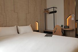 B&B HOTEL Carcassonne Rocadest La Cité