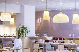 Ibis Styles Toulon Centre Port