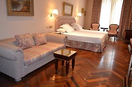 Hotel Alameda Palace