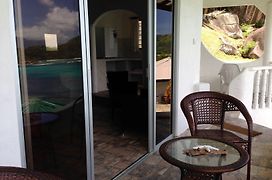 Lazare Picault Hotel