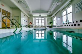 Motel 6-Huntsville, On