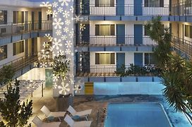 The Beverly Laurel Hotel At West Hollywood