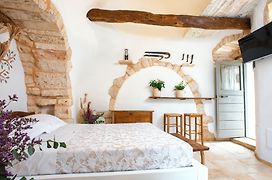 Trulli Holiday Albergo Diffuso