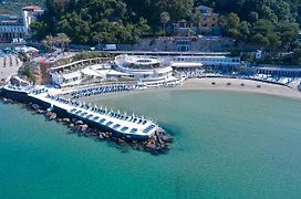 Piccolo Hotel Del Lido