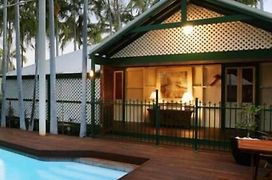 Pinctada Mcalpine House