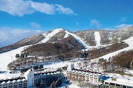 Rusutsu Resort Hotel & Convention