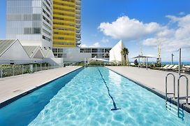 Ultiqa Air On Broadbeach