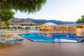 Melissa Apartments, Studios & Suites