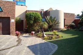 Bluewater Guesthouse