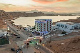 Al Ayjah Plaza Hotel