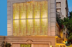 Goldfinch Hotel Mumbai