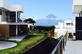 Cantinho Das Buganvilias At****