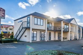 Annabelle Court Motel