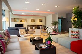 Appart Hotel Clement Ader