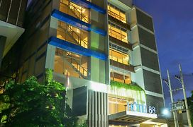 Hotel 88 Embong Kenongo - Kayun By Wh