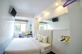 Clover City Center Hotel