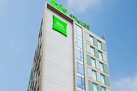 Ibis Styles Lima San Isidro
