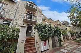 Fremantle Port Mill Bed & Breakfast - Unique Accommodation