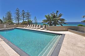 Clubb Coolum Beach Resort Sunshine Coast